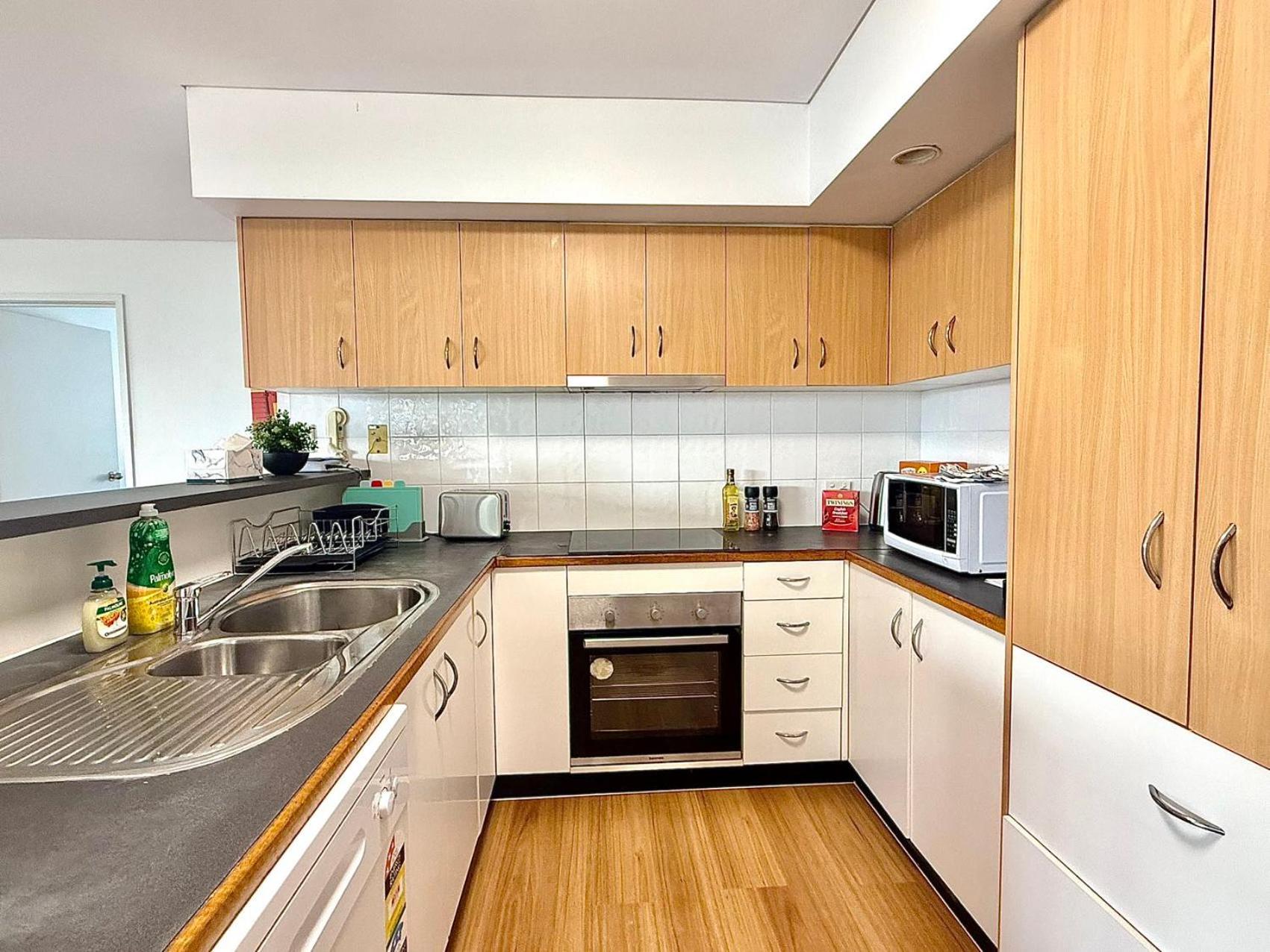 Kangaroo Point Stay - Being Everywhere At Once! Spacious 3 Bedroom Apartment, Central Location! Free Carpark Brisbane Exterior photo