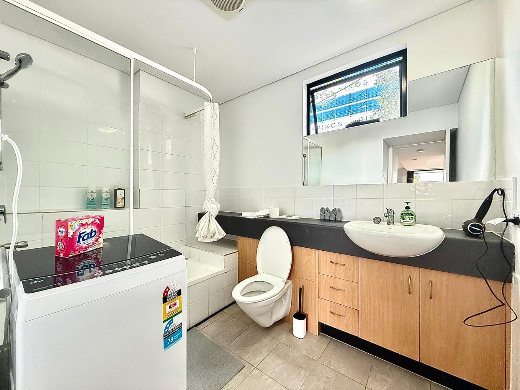 Kangaroo Point Stay - Being Everywhere At Once! Spacious 3 Bedroom Apartment, Central Location! Free Carpark Brisbane Exterior photo